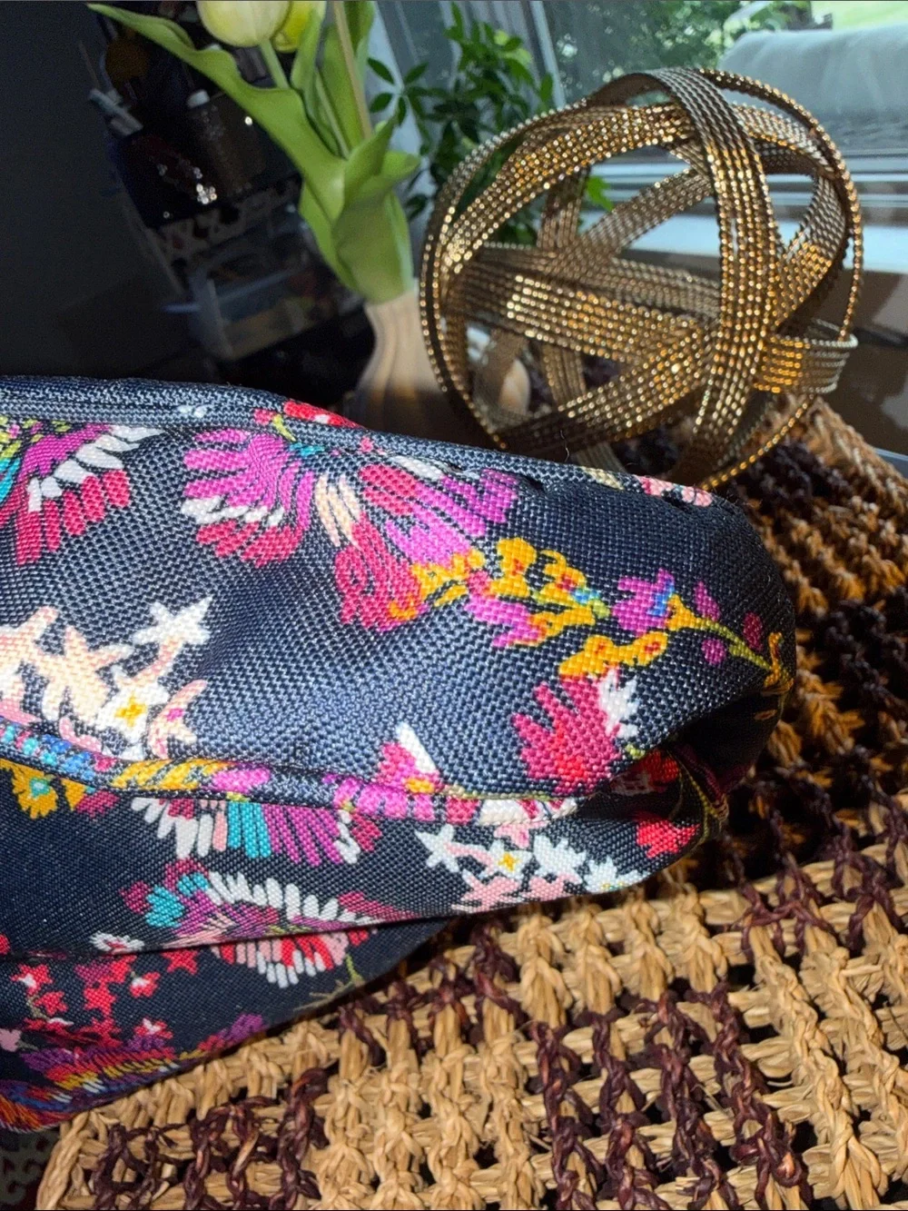 Vera Bradley Original Zip Hipster Crossbody Bag Black Multicolor Floral